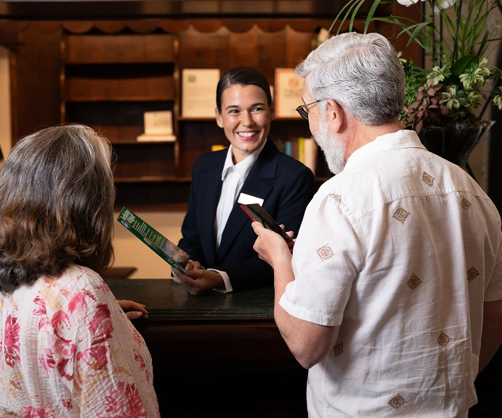 Suteikite savo komandai galimybę aptarnauti svečius iš viso pasaulio
